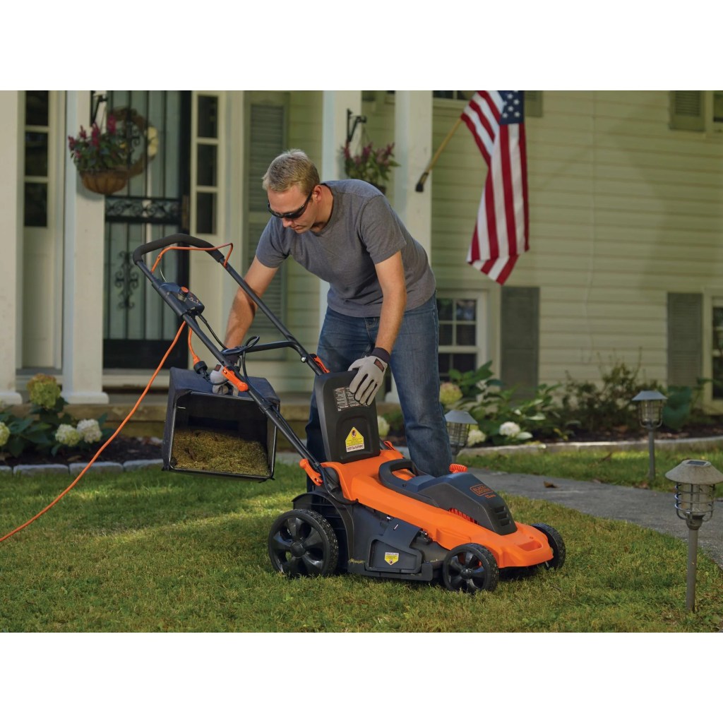 Black & Decker Electric Mowers: A Model-by-Model&nbsp;Guide