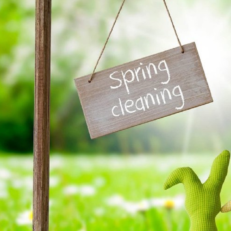 A sign that says "Spring Cleaning"